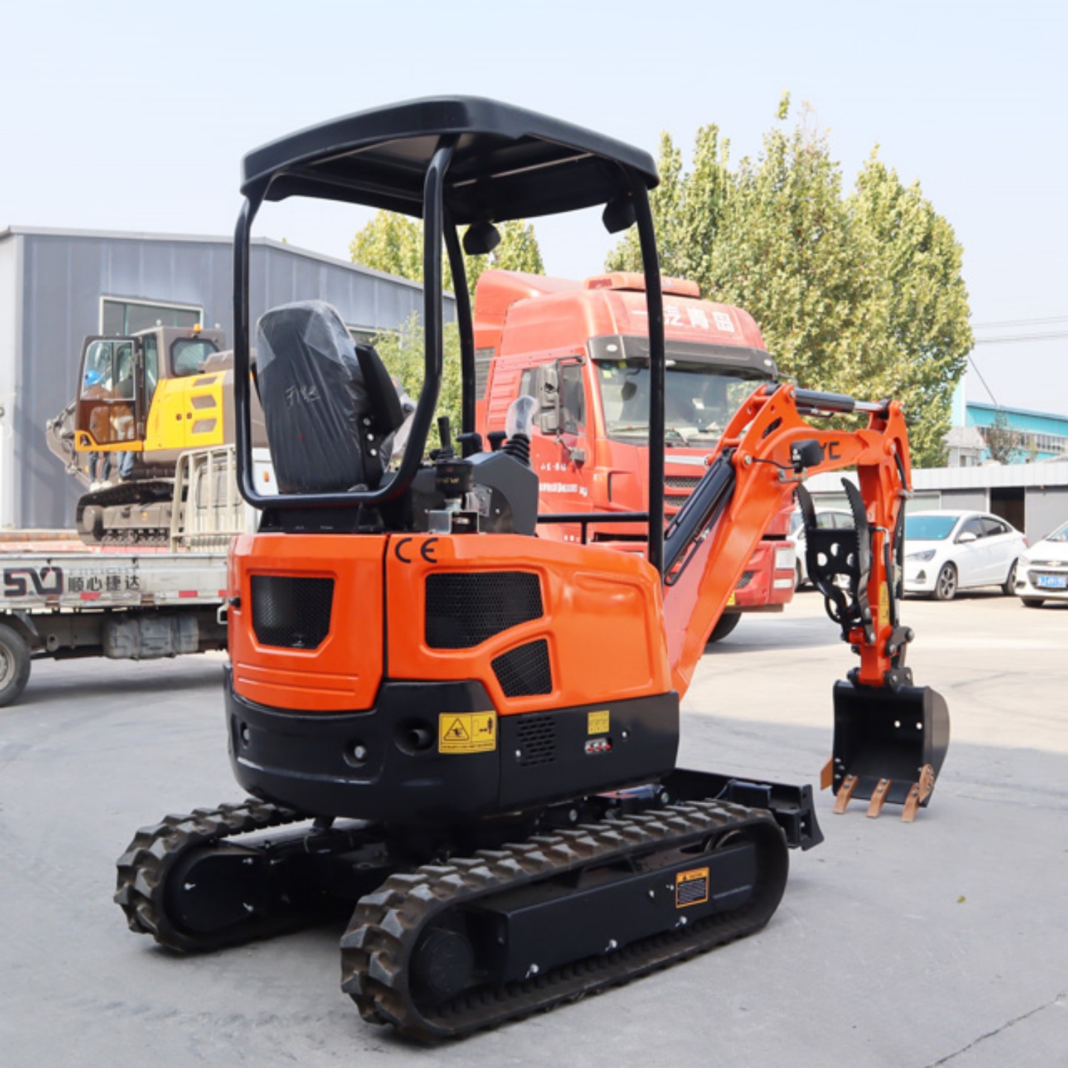 Excavatrice sur chenilles hydr - Heavy Equipment Landscaping avis et prix