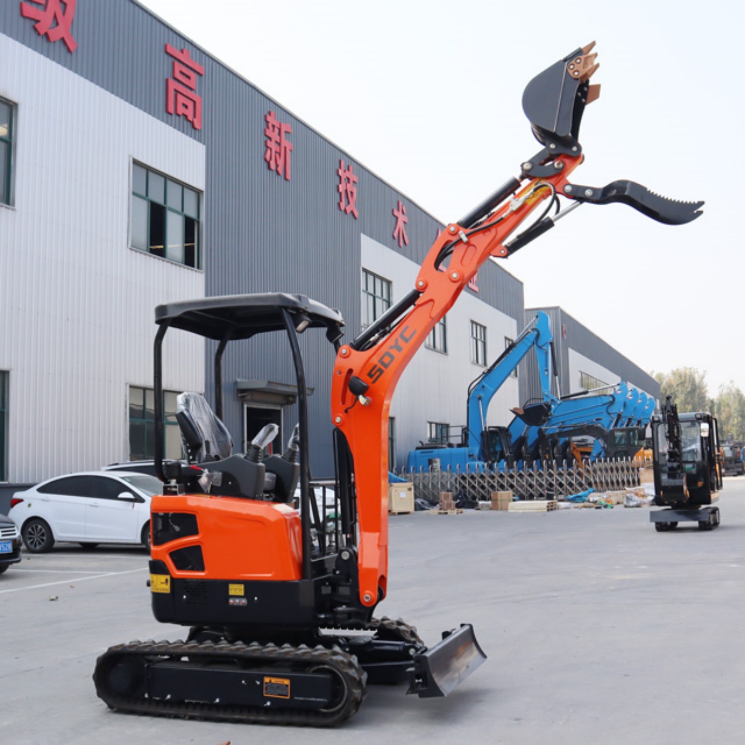 Excavatrice sur chenilles hydr - Heavy Equipment Landscaping avis et prix